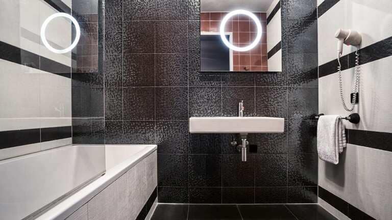 121402_d1754e6d8a3b1767a5cdc8fea20261d0