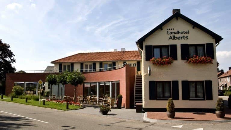 123482_6a99530b3a70fc510fffc004e9f3200e