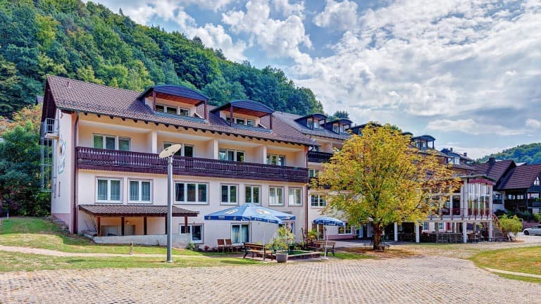 200287_32e37d7c2f7f0879a0eda8bafe0a90d3