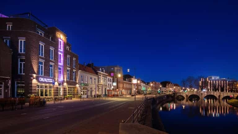 206213_5118ea05eae2832fc96af4e69729a634