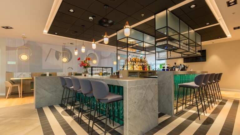 208516_e2a004d8b86f440cfd954e8fb9fe6a47