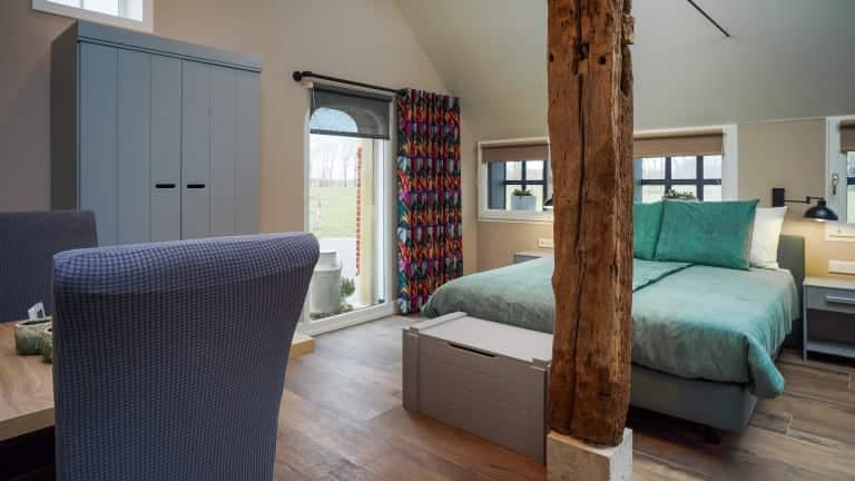 209326_f0f33885fdad15df57823967e32f9305