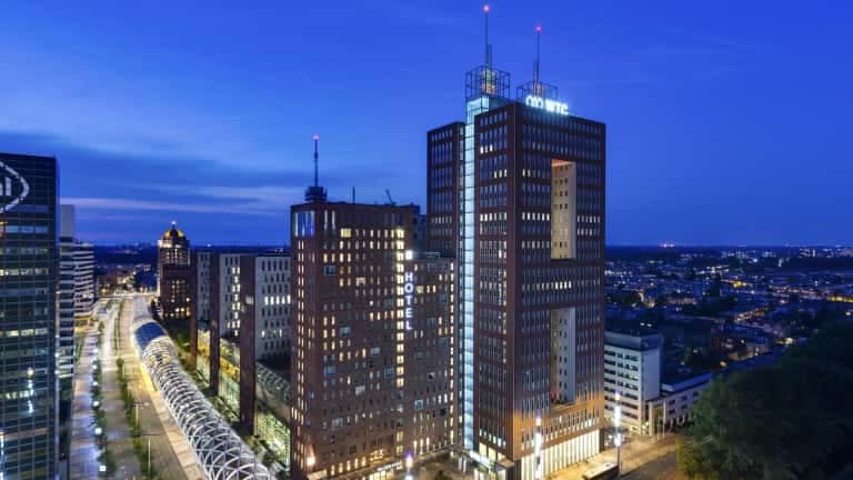 211518_f4d463678653613a66667f7dff56f307