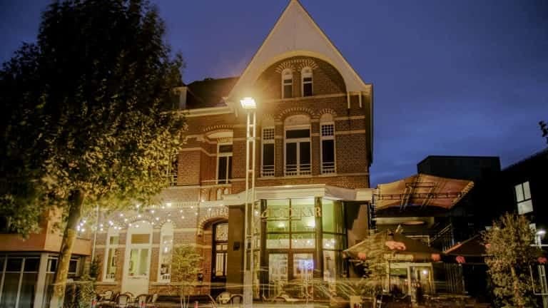 212502_4818dbb66cf2da4832f113d5a27cb7e8