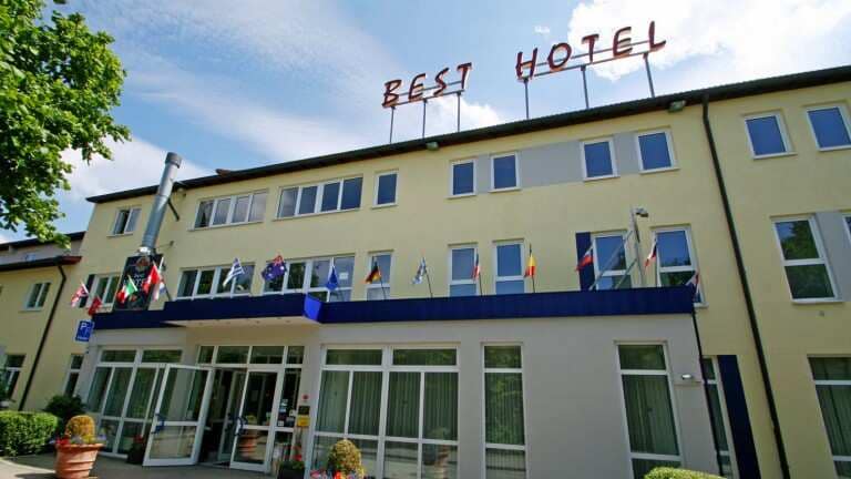 213396_93bb45ba078b0516b4f62f9a2e8fba64