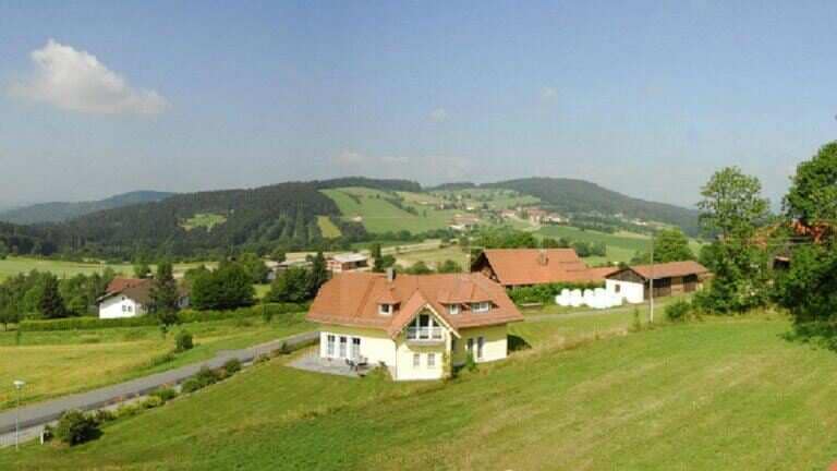 55872_086a2e43a0effbe5fed6bf1852541710