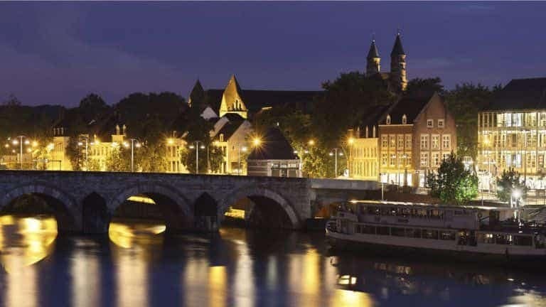 48266_6acd98f0d0dcb405084e9cfd987ff8da