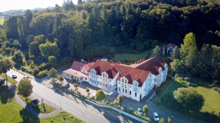 272531_das-hotel-drone