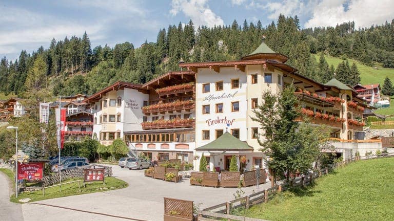 280310_32-thg-hq-17-outside-summer-copy