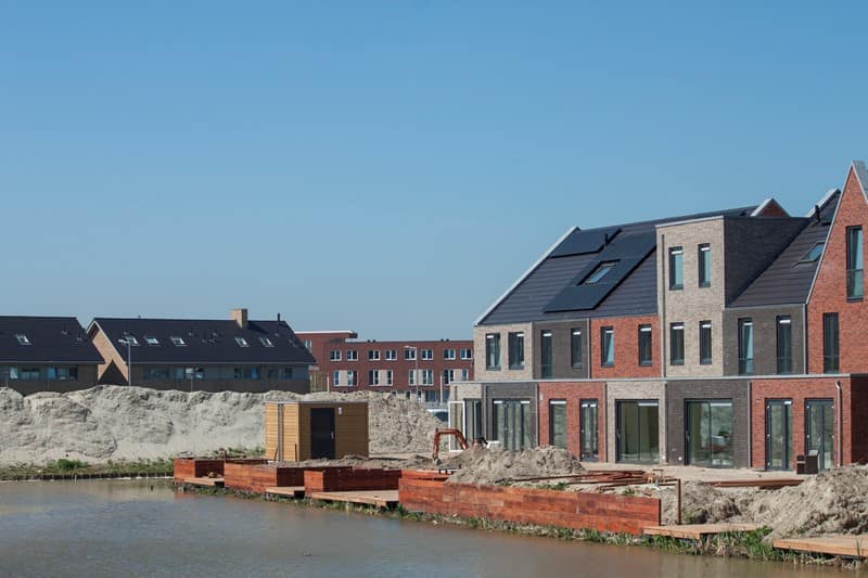 Lees meer over het artikel Geen aftrek voorbelasting op bouw woning voor exploitant zonnepanelen