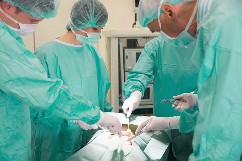 Je bekijkt nu Hoge Raad oordeelt over btw-heffing voor besnijdenissen