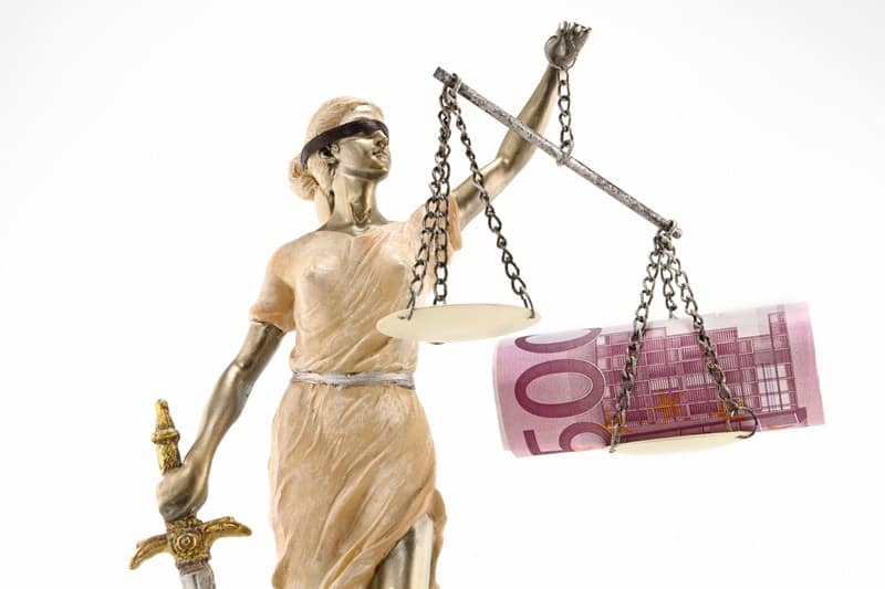 Lees meer over het artikel Hoge transitievergoeding bij ontbinding contract arbeidsongeschikte werknemer kort voor pensioendatum