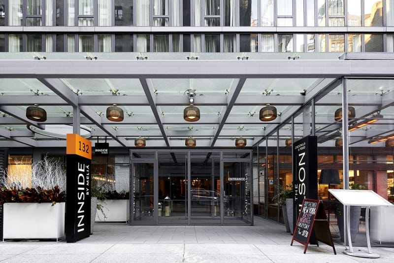 aHR0cHM6Ly9iMmRtYy53Mm0udHJhdmVsL2ltYWdlcy91cGxvYWQvaG90ZWxzLzI5NTc3LzFfbWFpbl9lbnRyYW5jZS5qcGc