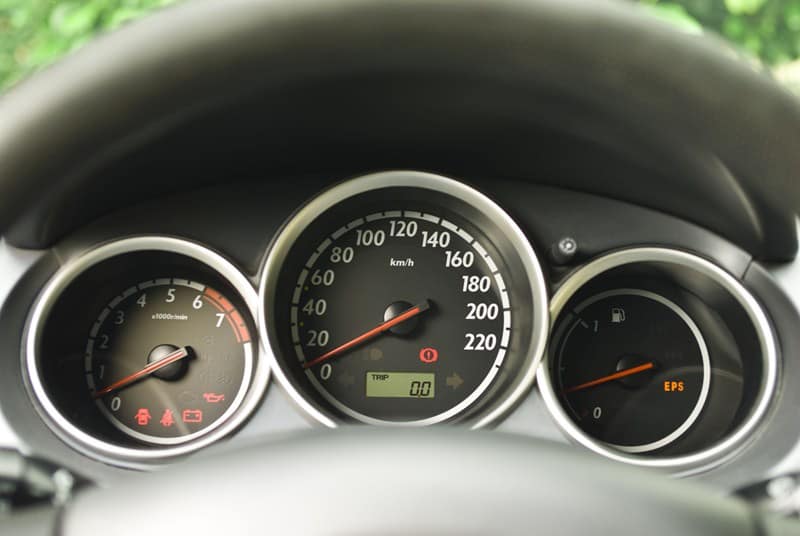 Lees meer over het artikel Nieuwe of gebruikte auto niet op basis van lage kilometerstand
