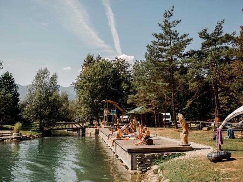 slovenie-noord-recica-ob-savinji-menina-ar-373780_1