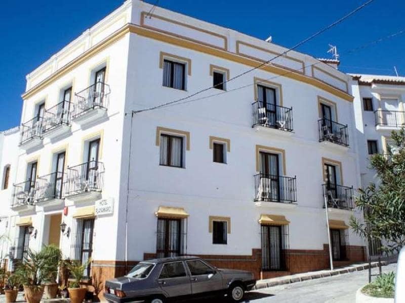 spanje-costa-del-sol-nerja-playamaro-pt-405949_1