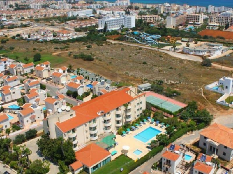 aHR0cHM6Ly9ob3RlbGltYWdlcy5zdW5ob3RlbHMubmV0L0hvdGVsSW5mby9ob3RlbEltYWdlRnVsbC5hc3B4P2lkPTMzMzY1NQ