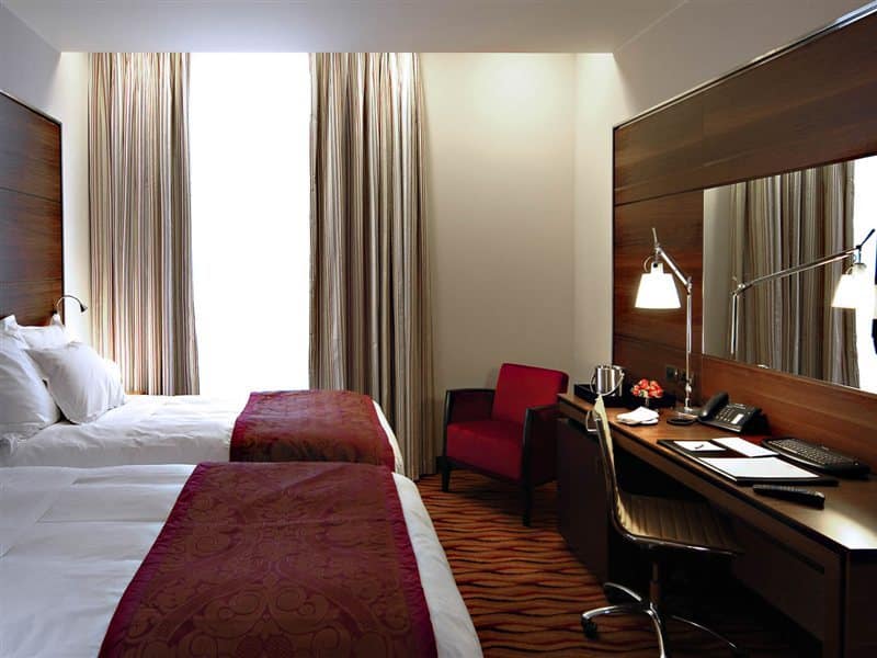 aHR0cHM6Ly9ob3RlbGltYWdlcy5zdW5ob3RlbHMubmV0L0hvdGVsSW5mby9ob3RlbEltYWdlRnVsbC5hc3B4P2lkPTMzNzkzOA