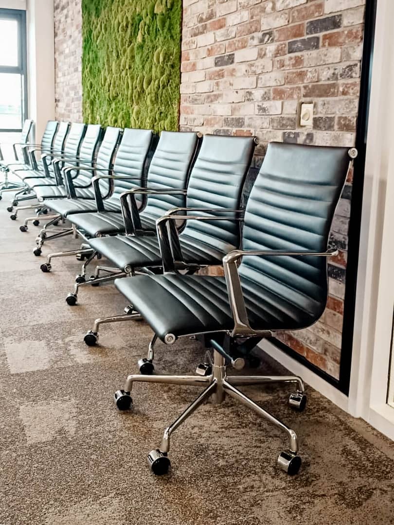 Premium Lowback Ribbed Office Chairs Feel the vibe 5