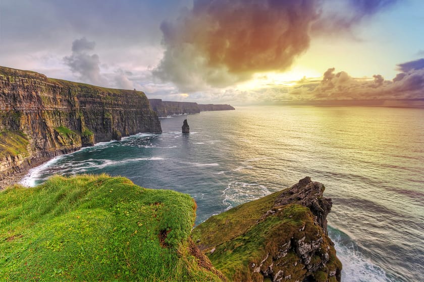 Uitzicht op de Cliffs of Moher in Ierland