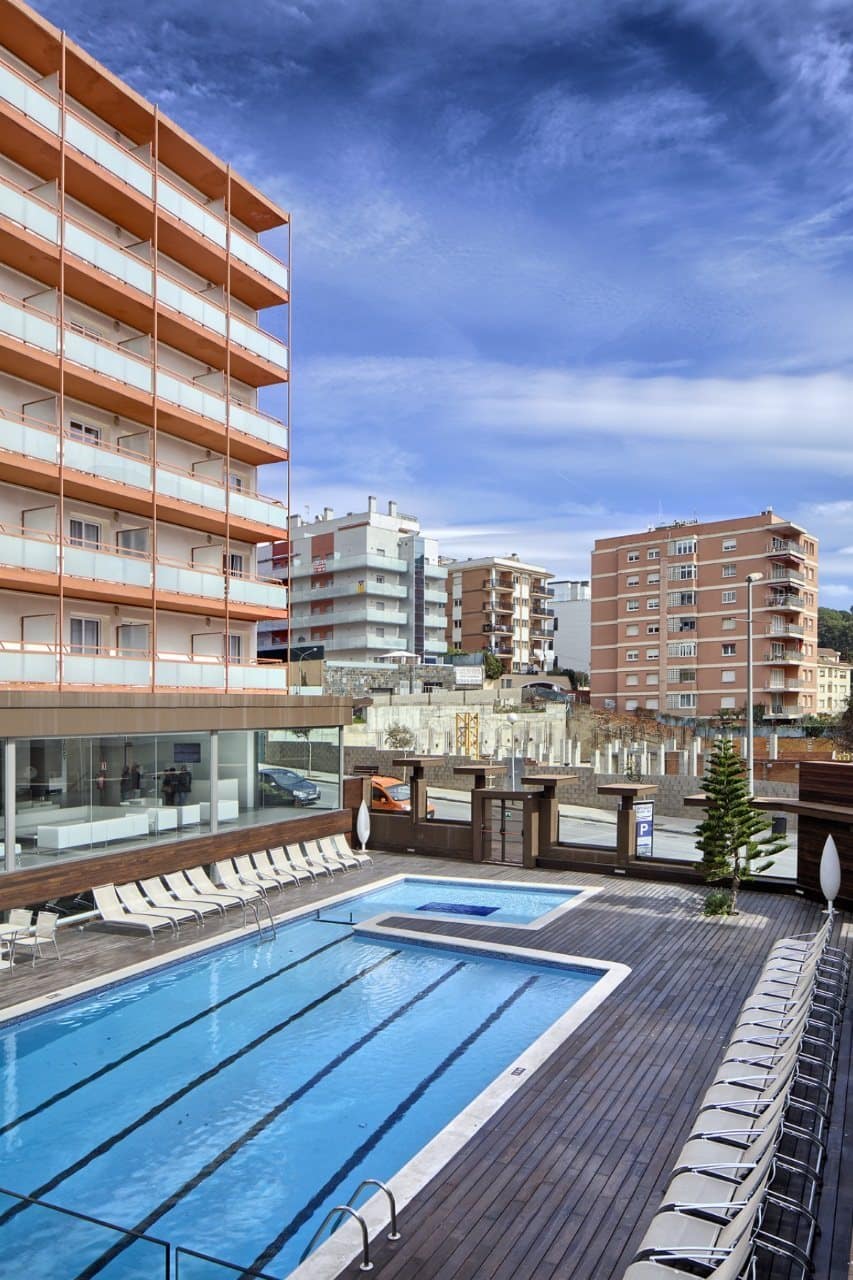 aHR0cHM6Ly9ob3RlbGltYWdlcy5zdW5ob3RlbHMubmV0L0hvdGVsSW5mby9ob3RlbEltYWdlRnVsbC5hc3B4P2lkPTQ2MTk0NTI