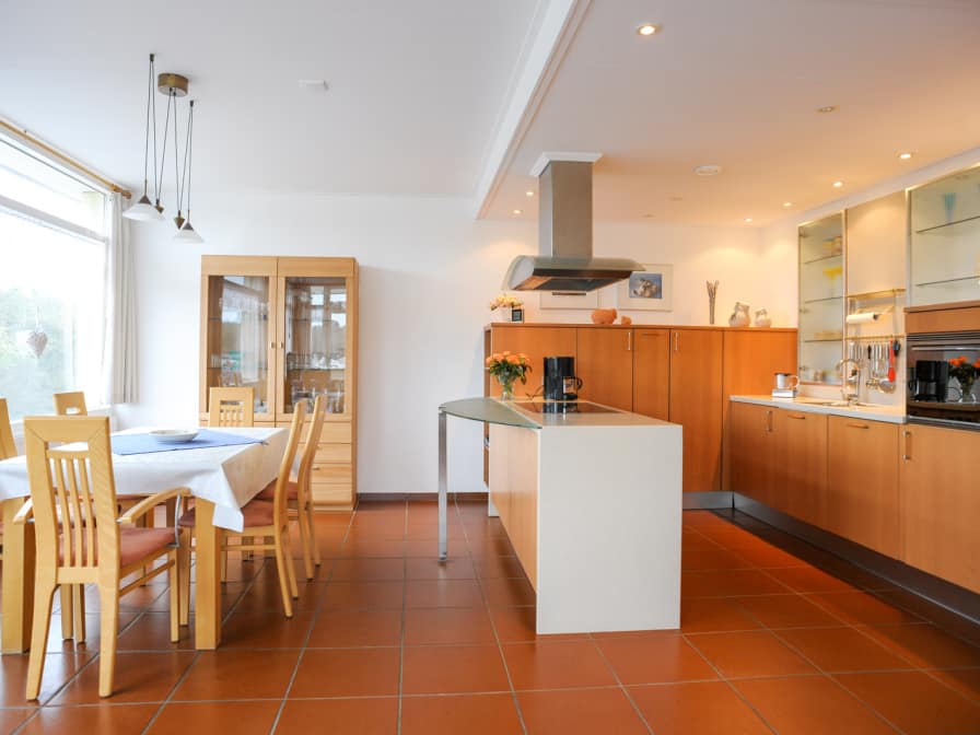 10907813b97e249163587e6246612e21