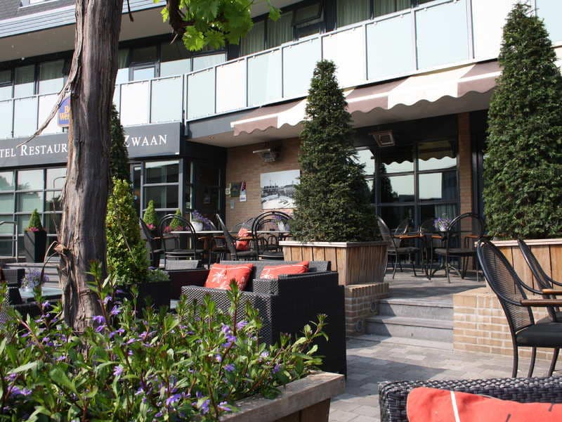 Hotel naar keuze in Delden of in Raalte.